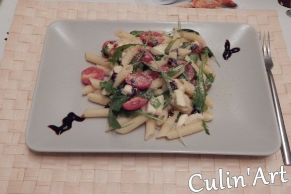 nyaridezo_paradicsomos_mozzarellas_penne_DSCN0561